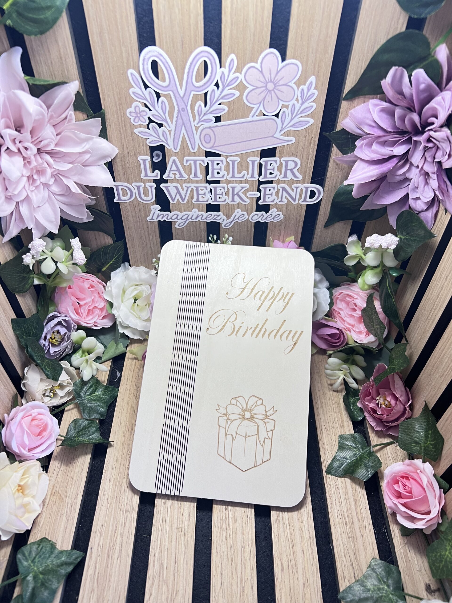 Carte porte-argent en bois