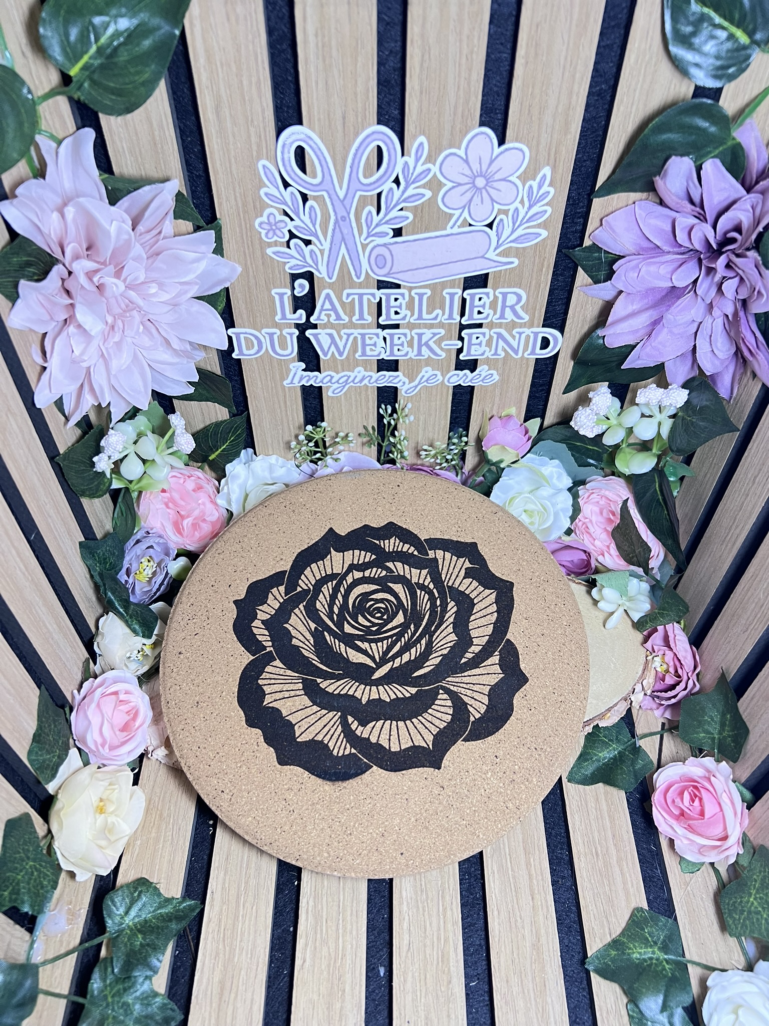 Dessous de Plat Liège Rose 20 cm – Décoration Élégante Personnalisable